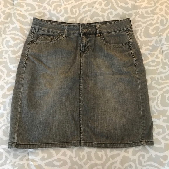 Calvin Klein Denim Skirt - Picture 1 of 4